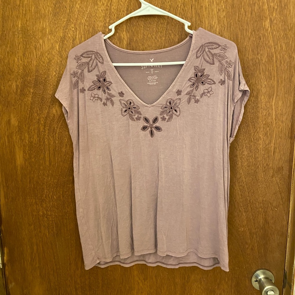 Dusty purple Soft and sexy American eagle shirt size small